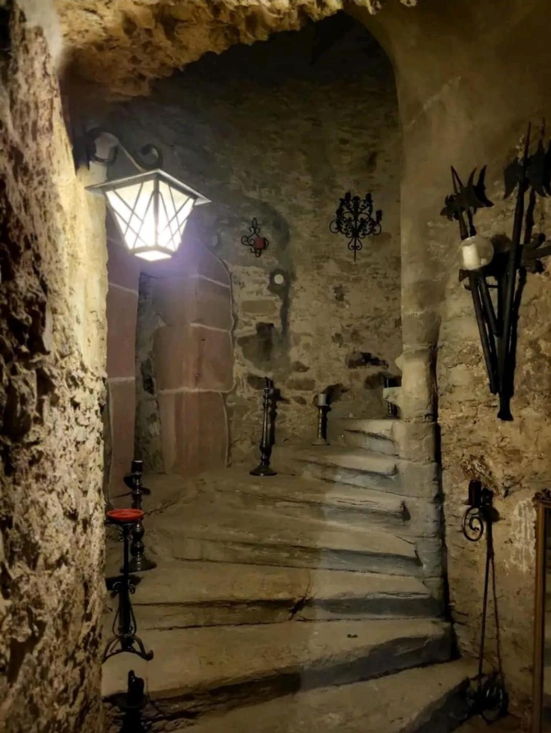 Burg Hermannstein - Kings Room Wetzlar Esterno foto